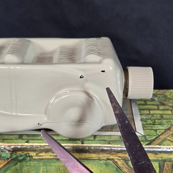 Vtg 70s Avon Bottle Decanter Rolls-Royce Silver Wraith Mostly Full -Display Only - Picture 4 of 13